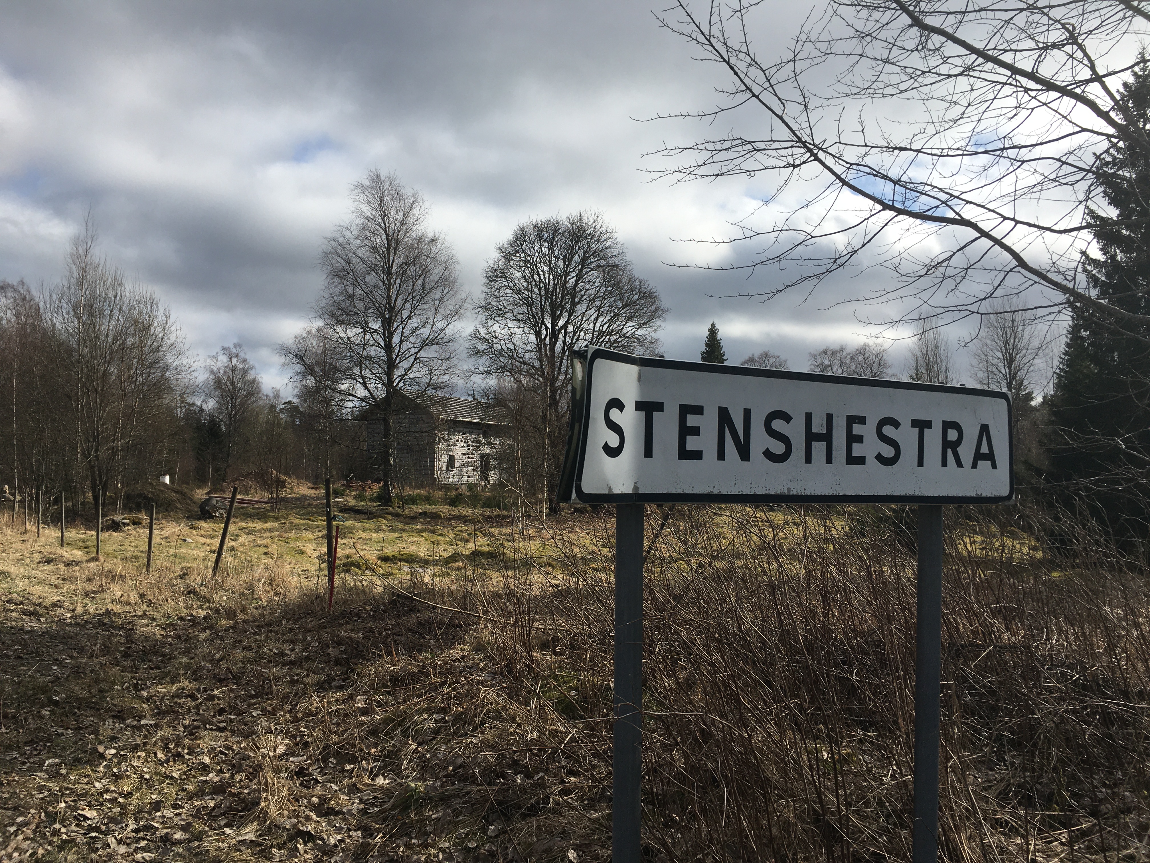 Morfars moster och morbröder flyttar till Stheshestra i Åker